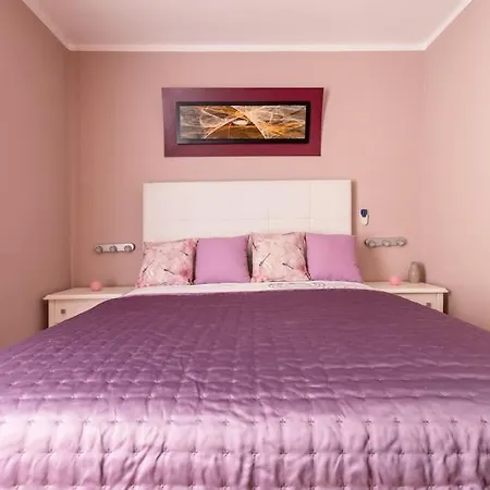 Martianez Playa: Coastal Location Apartment