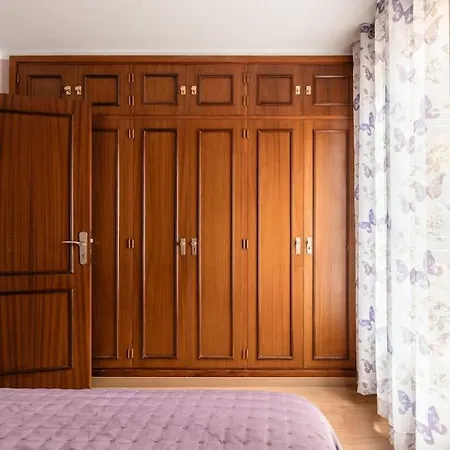 Apartment Martianez Playa: Coastal Location